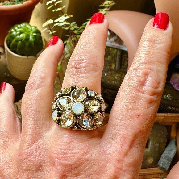 Heidi Daus Crystal Statement Ring Size 10 - Picture 6 of 9
